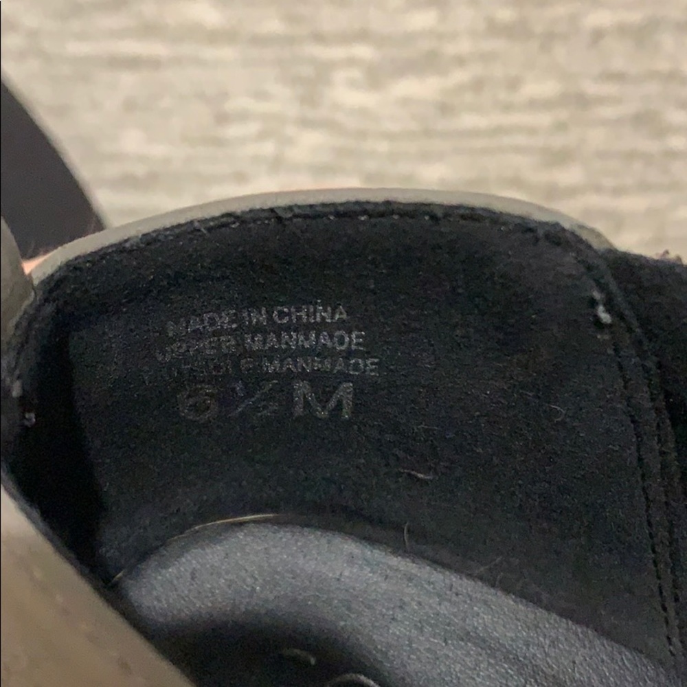 Booties! - Picture 5 of 5